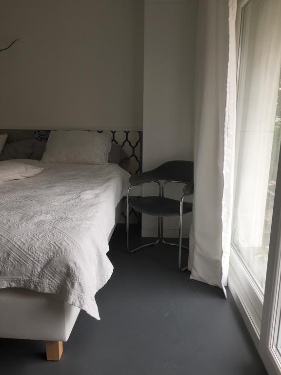 Guesthouse Poppies , Free Parking Остенде Екстериор снимка