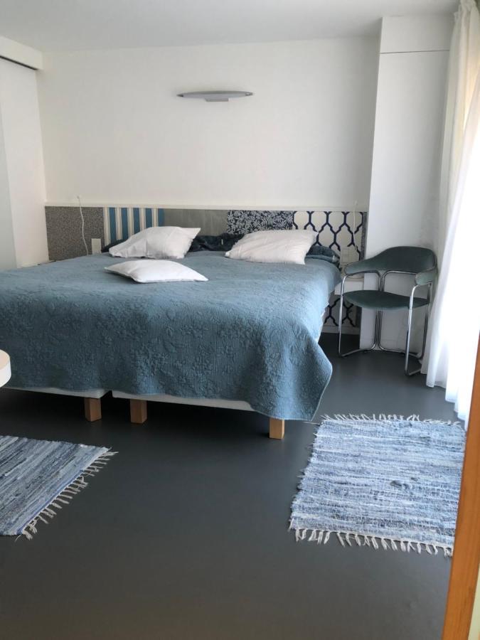 Guesthouse Poppies , Free Parking Остенде Екстериор снимка