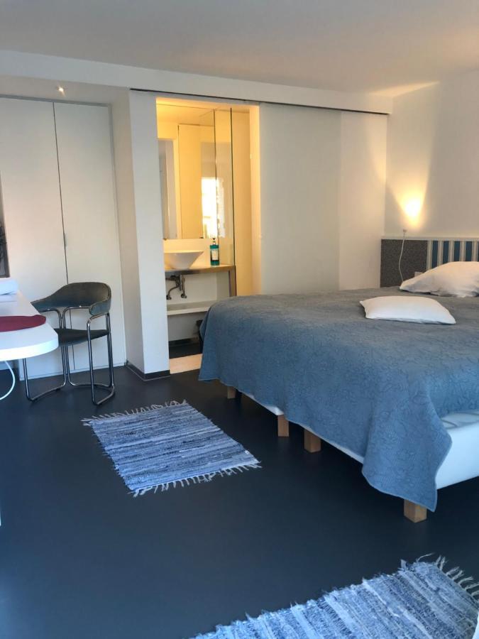 Guesthouse Poppies , Free Parking Остенде Екстериор снимка
